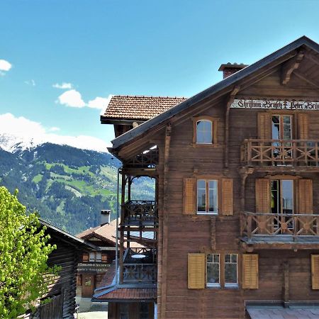 Alpina Lodge Bed & Breakfast Чирчен Экстерьер фото