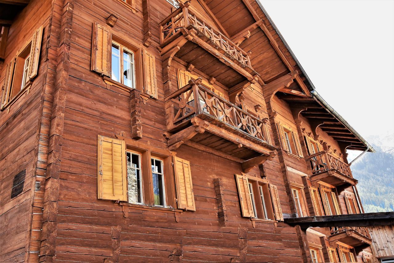 Alpina Lodge Bed & Breakfast Чирчен Экстерьер фото